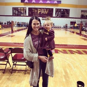 Meet your Posher, Hannah